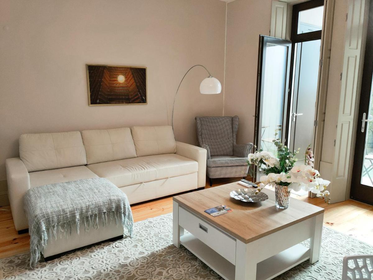 Porto Historic - Apartment With Private Patio ภายนอก รูปภาพ