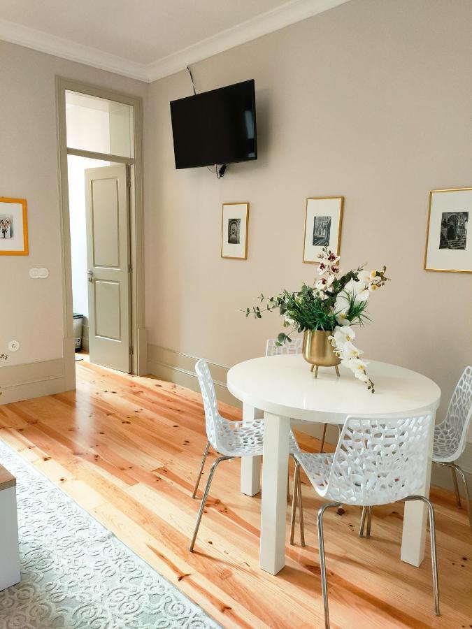 Porto Historic - Apartment With Private Patio ภายนอก รูปภาพ